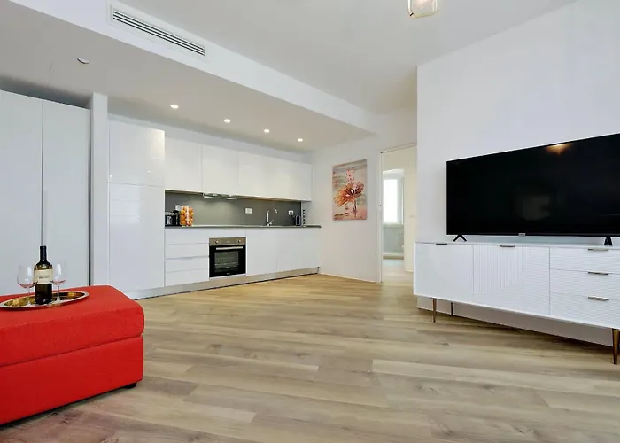 La Flavia Design By Halldis Roma